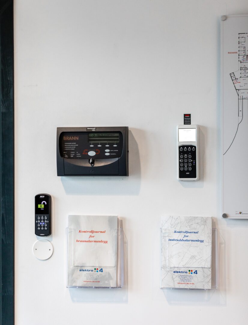 Brannpanel og adgangskontroll